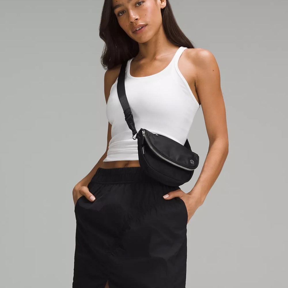 Lululemon all night festival bag micro 2L